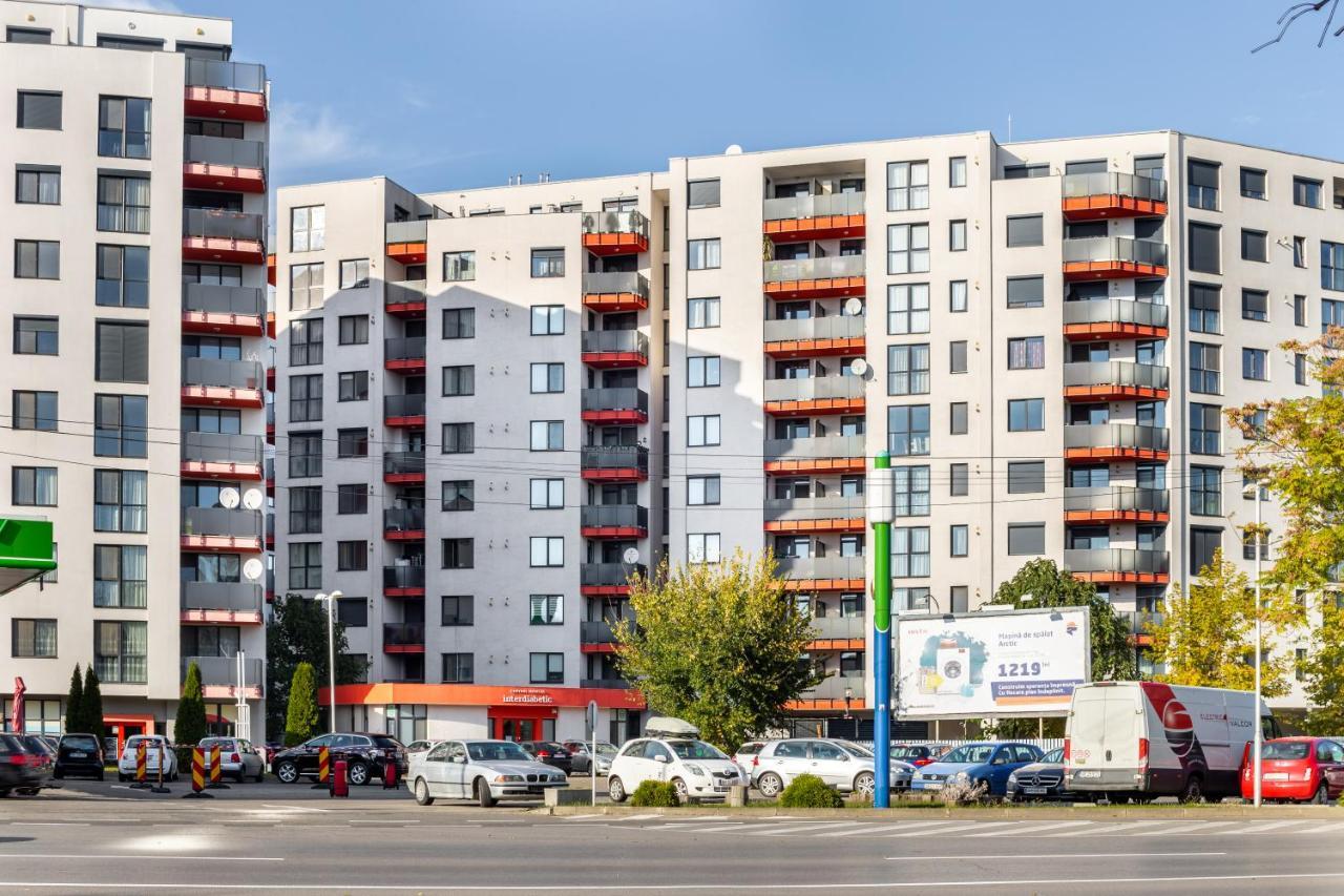 Ari - Ared Luxurious Apartments With Balcony & Free Parking Арад Экстерьер фото