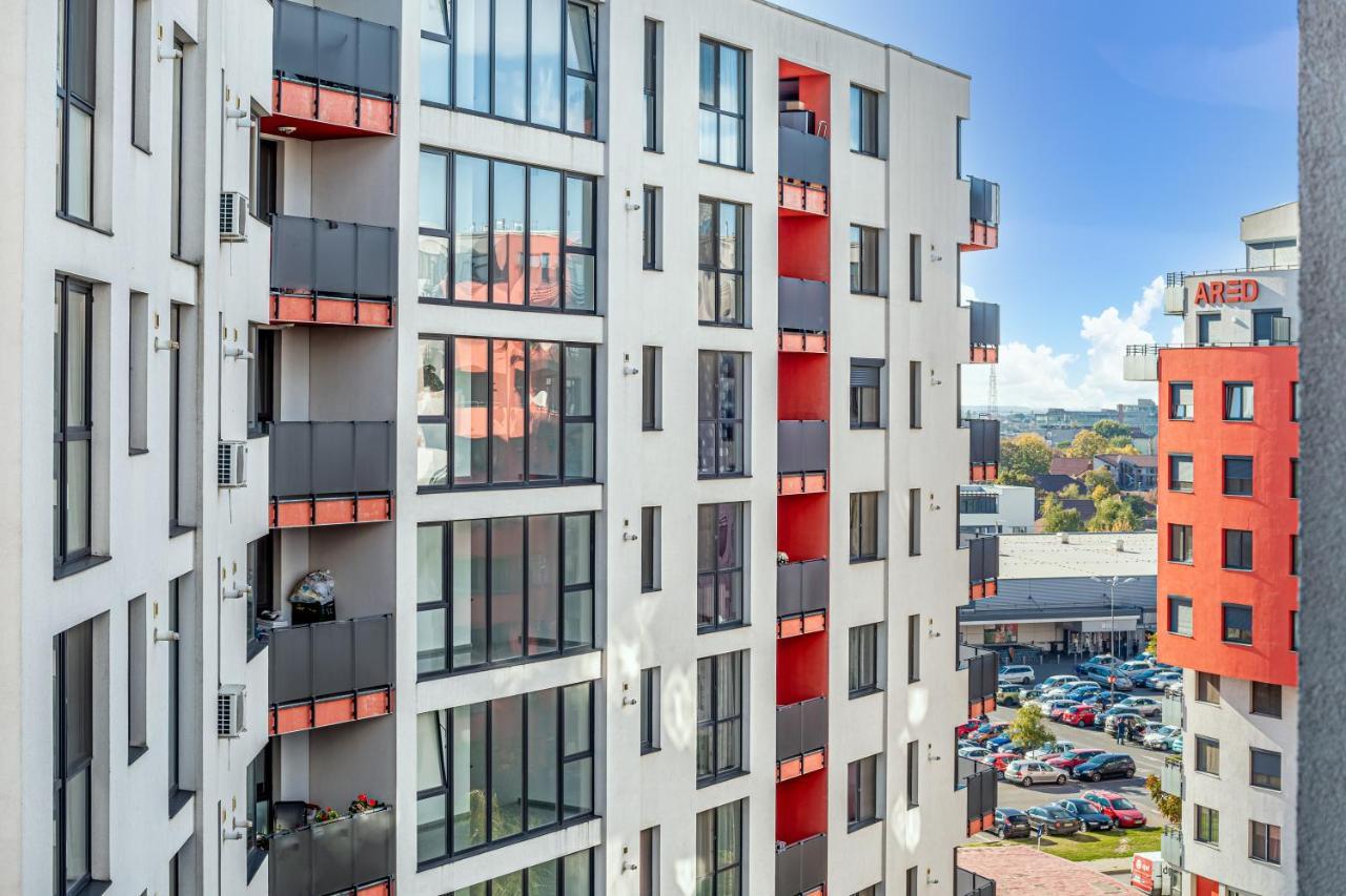 Ari - Ared Luxurious Apartments With Balcony & Free Parking Арад Экстерьер фото