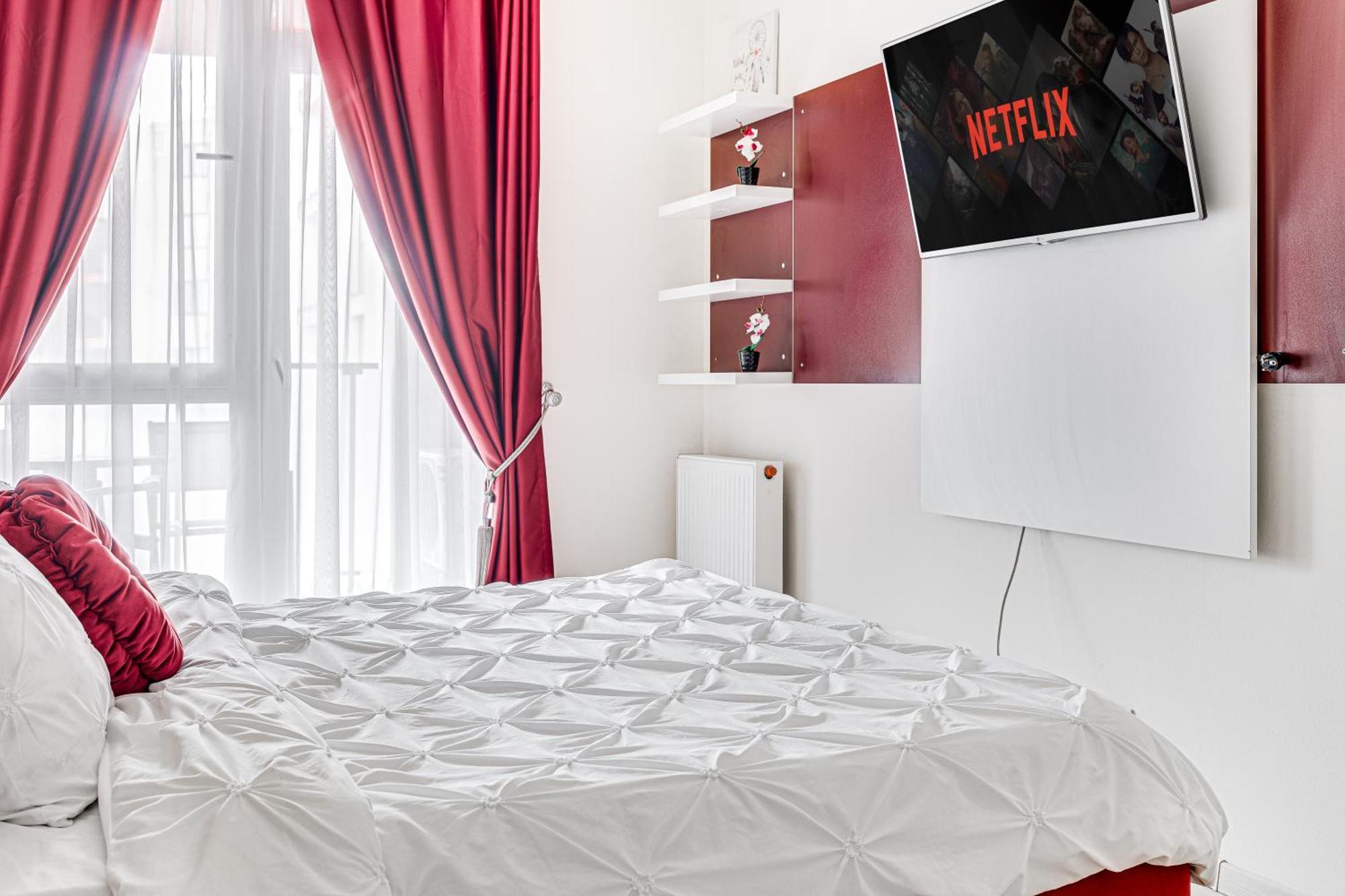 Ari - Ared Luxurious Apartments With Balcony & Free Parking Арад Экстерьер фото